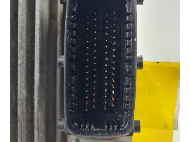 Блок управления двигателя 8972272257   Opel Combo C