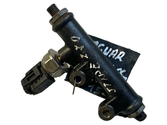 Топливная рампа 4R8Q9C066AC, 5WS40128 Jaguar S-Type 2.7