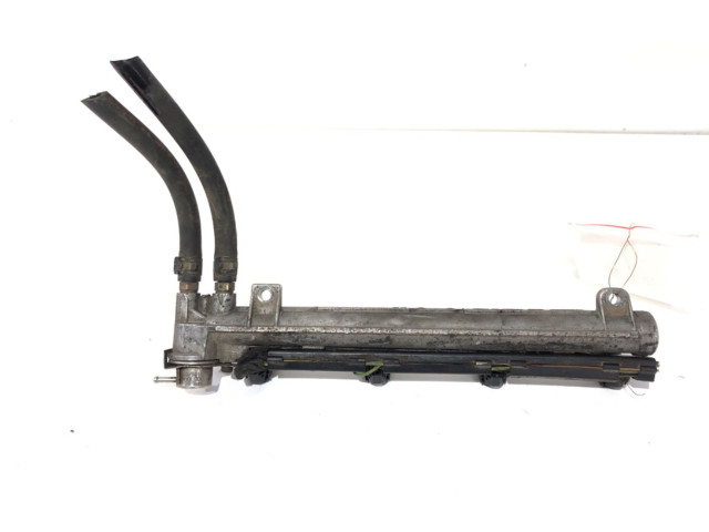 Топливная рампа 036133319A Audi A2