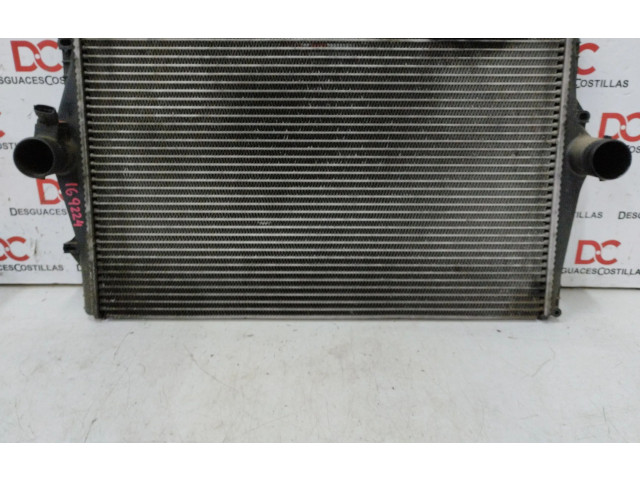 Интеркулер  30741580   Volvo S80 