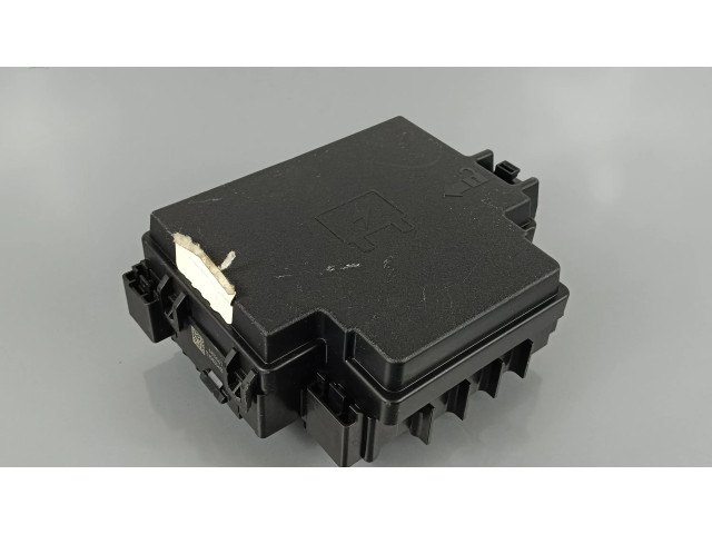 Блок предохранителей 68366721AD Jeep Grand Cherokee WL