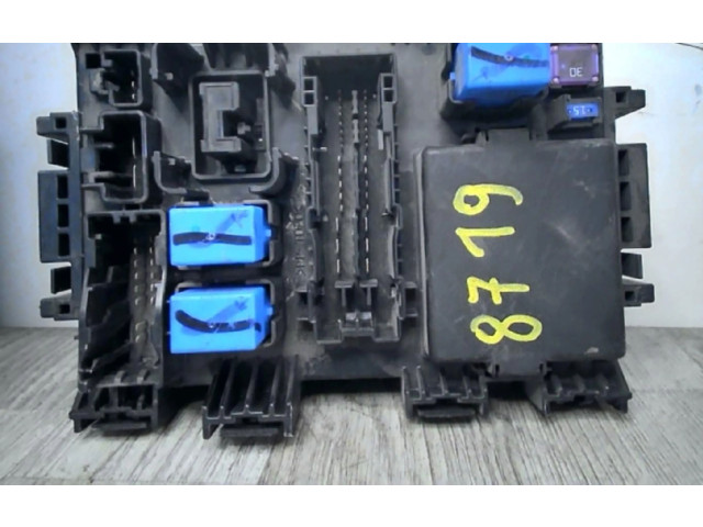   Pojistková skříňka    Suzuki Alto 2015