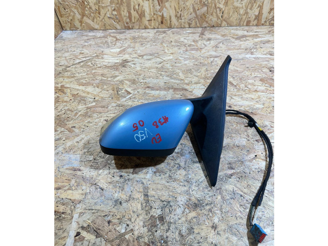 Зеркало (механическое)       Volvo V50  2004 - 2007 года   