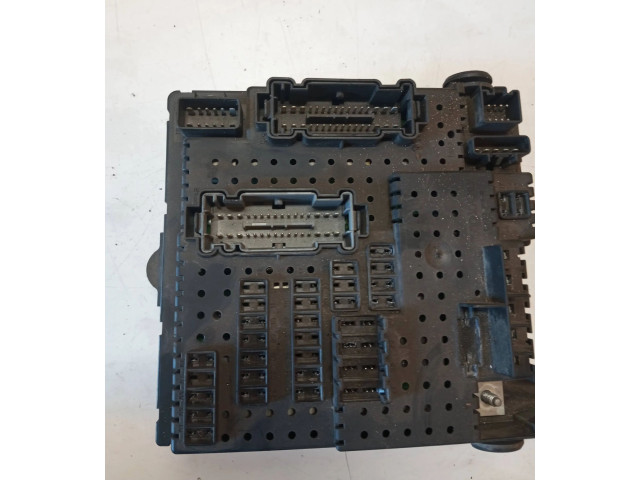 Блок предохранителей 8676391, 05W123   Volvo XC90    