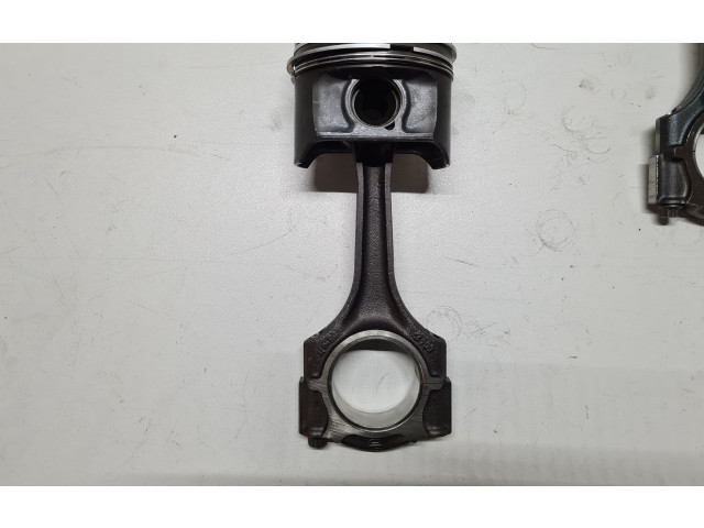  Поршень с шатуном OM606 87L32, OM606  Mercedes-Benz E W210  