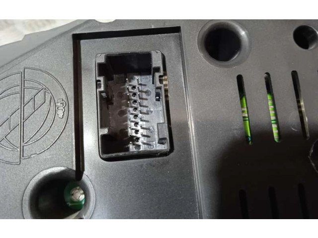 Панель приборов 156050197 Alfa Romeo GTV