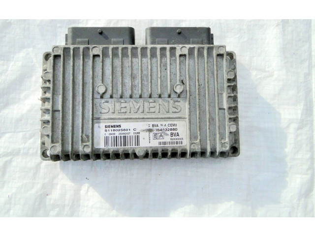 Блок управления коробкой передач 8200302005, S118025601C   Citroen C4 I