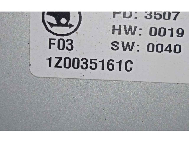 Блок управления HiFi audio 1Z0035161C    Skoda Octavia Mk2 (1Z) 2004 - 2013 года