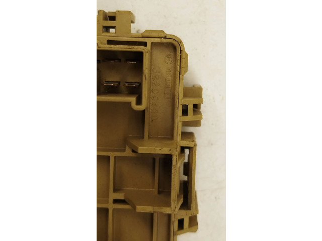 Блок предохранителей JB200400 Subaru Forester SF