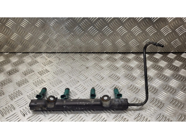 Топливная рампа    Toyota Prius (NHW20) 1.5 