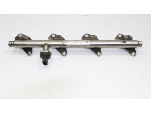 Vstřikovací lišta A2700701595   Mercedes-Benz B W246 W242    M 270.910 