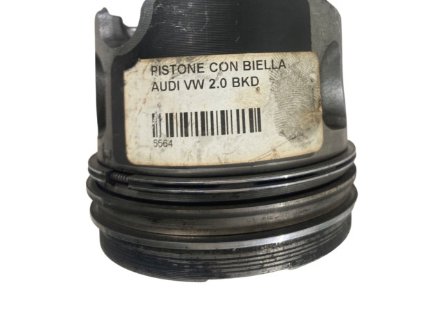  Поршень    Audi A3 S3 8P  