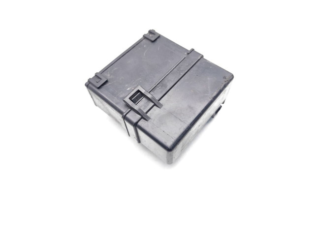 Ящик предохранителей (комплект)    Infiniti Q50