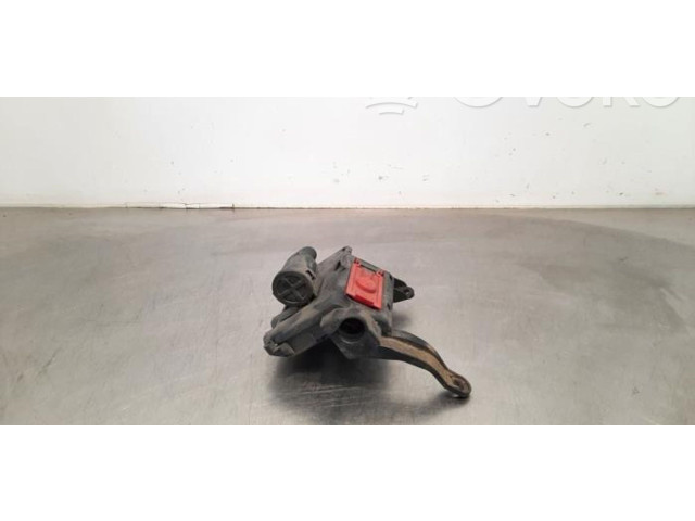 Блок предохранителей  04L903141B, 4K0941823E   Audi A7 S7 4K8    