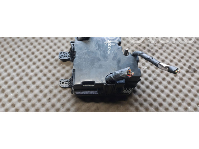 Блок предохранителей 912802P041, 919412P030   KIA Sorento    