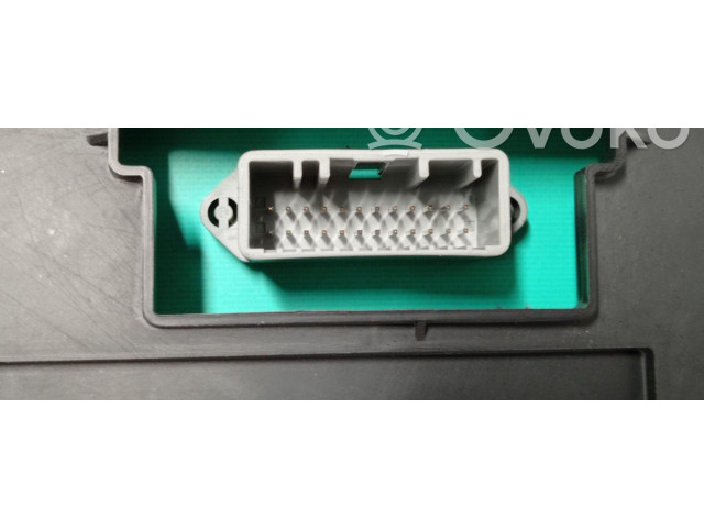 Панель приборов 8200761861N   Renault Clio II       