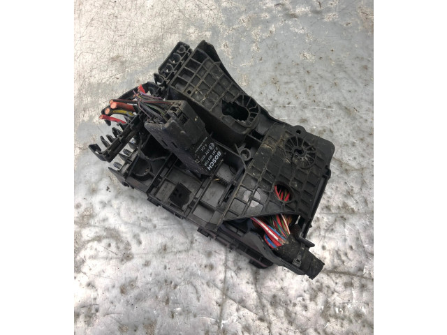 Блок предохранителей Skoda Octavia Mk2 (1Z)