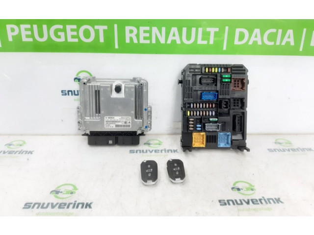 Блок управления двигателя    Peugeot Partner III