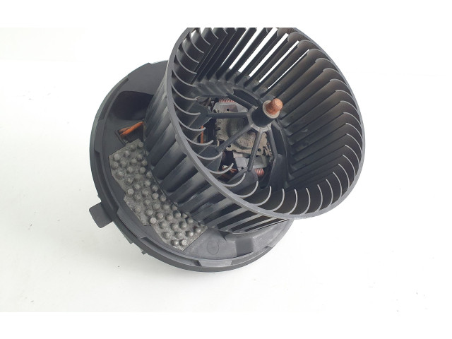 Вентилятор печки    3C0907521F, 1K1820015J   Audi Q3 8U