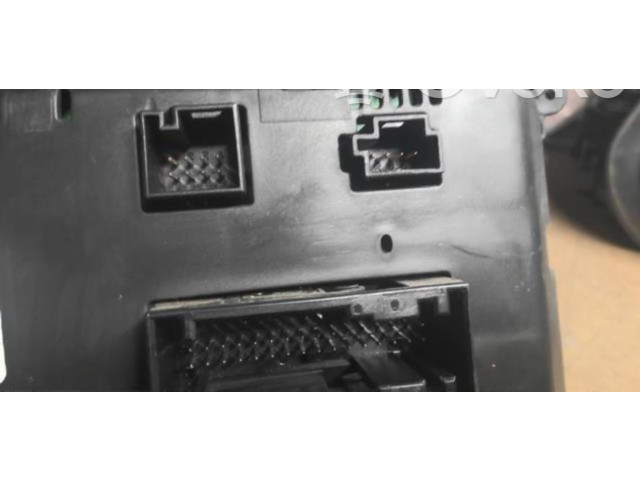 Блок управления климат-контролем 1699001000   Mercedes-Benz A W169