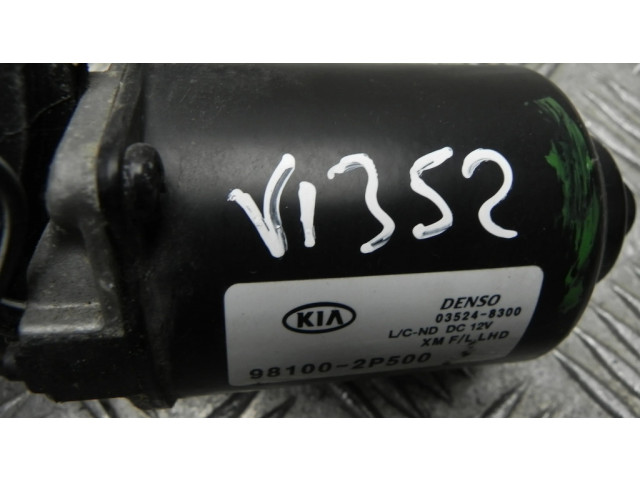 Моторчик заднего дворника 981002P500    KIA Sorento