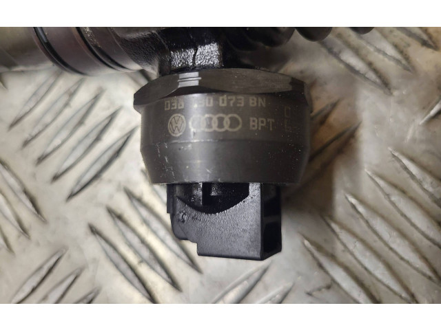 Vstřikovač 038130073BN   Volkswagen Caddy    BLS 