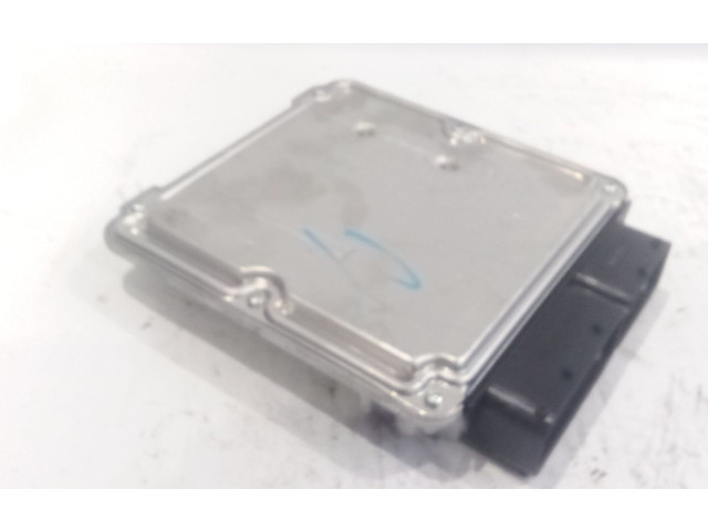 Řídící jednotka 038906016AH, 0281012762 Volkswagen Transporter - Caravelle T5 2007