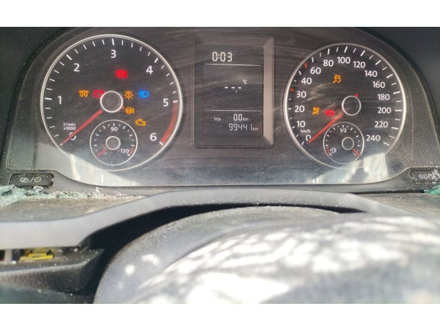 Панель приборов 2K5920866E, 2K5920866E Volkswagen Caddy