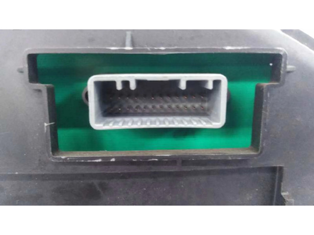 Панель приборов 8200305020F, E2-A1-34-3 Renault Clio III