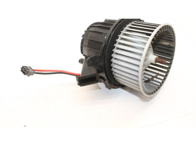 Вентилятор печки       Audi A5 8T 8F