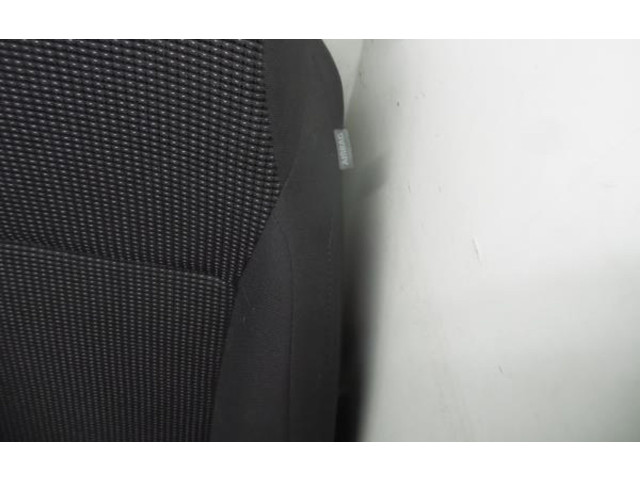 Подушка безопасности в сиденье    Peugeot 5008