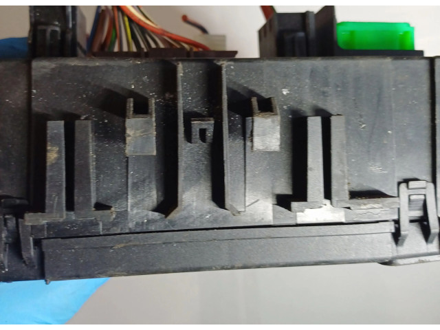 Pojistková skříňka A4519001502, A4519017000 Smart ForTwo 2001