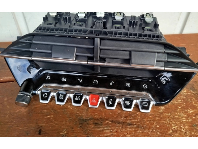 Блок управления климат-контролем    Peugeot 2008 II