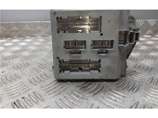 Блок предохранителей 51799849, 51799849 Fiat Linea