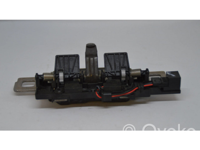 замок багажника 80A827507    Audi Q7 4M 2015- года