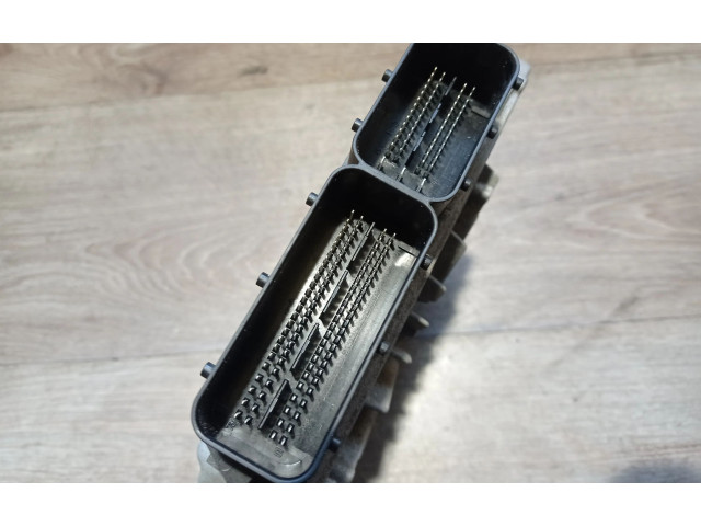 Блок управления двигателя 1039S50500, 31336983   Volvo S80