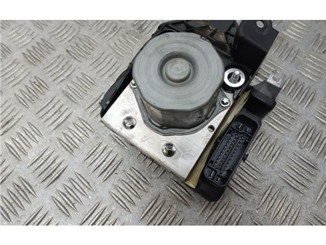 Jednotka ABS A0004313900, A0004313900 Mercedes-Benz GLA W156 2016