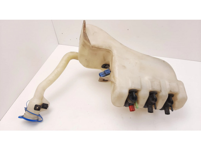 Бачок оконной жидкости