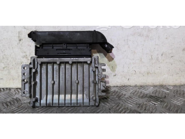 Блок управления двигателя 8200114830   Renault Twingo I
