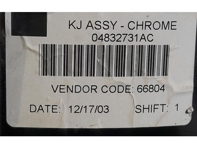 Панель приборов 04828935AB, 04828935AB   Jeep Cherokee III KJ       