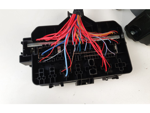 Pojistková skříňka 32212356, 32212589 Polestar 2 2023