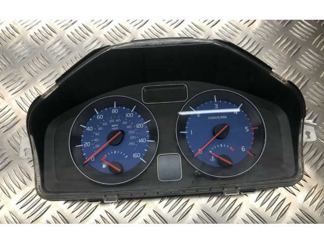 Панель приборов 30695998   Volvo C30       