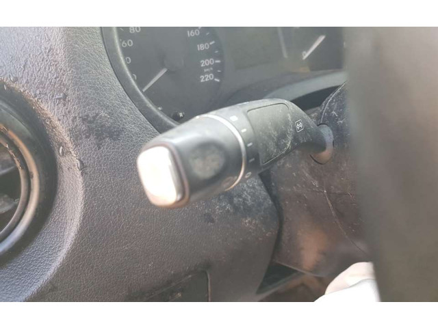 Ручка стеклоочистителей A2045450426   Mercedes-Benz Vito Viano W447