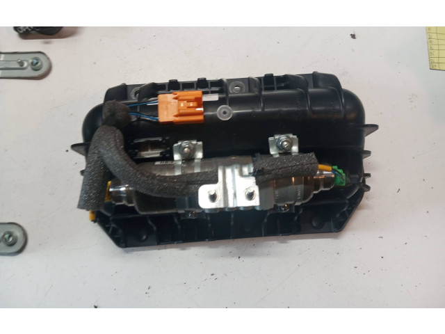 Подушка безопасности пассажира 30715602 Volvo S60