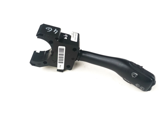 Ручка стеклоочистителей 4b0953503h Volkswagen Golf IV