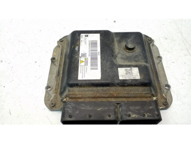 Блок управления двигателя 55579893   Opel Meriva B