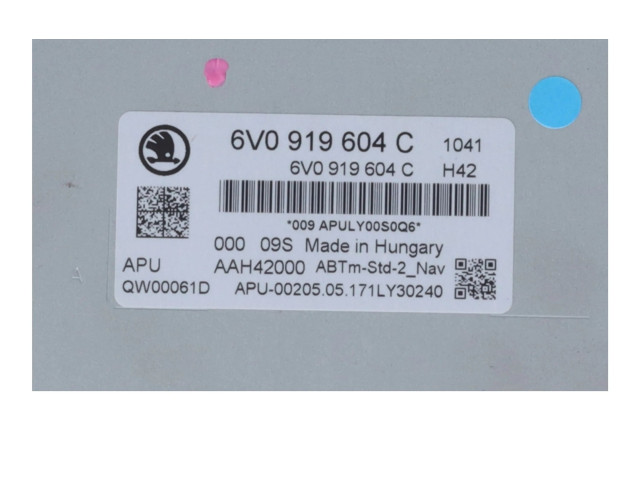 Дисплей 6V0919604C Skoda Fabia Mk3 (NJ)