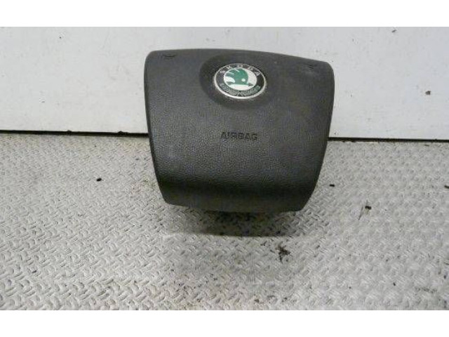 Подушка безопасности водителя 61954050C, 001TU05601BF Skoda Fabia Mk2 (5J)