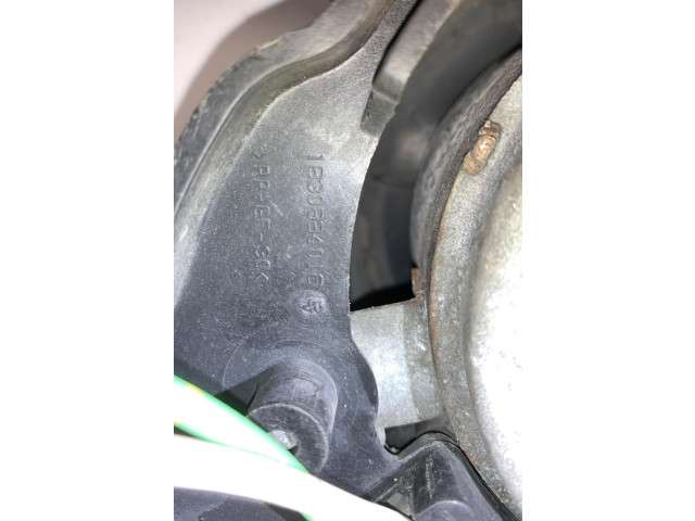 Вентилятор радиатора         Peugeot 406 