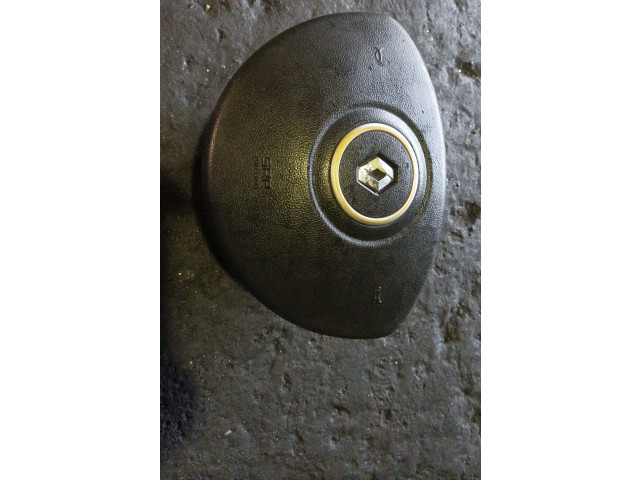 Подушка безопасности водителя 8200677493   Renault Clio III